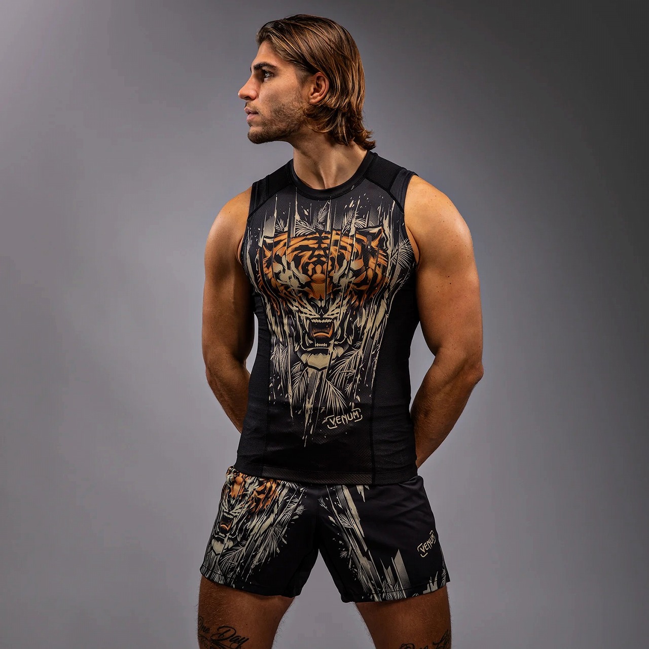 VENUM ラッシュガード Tiger スリーブレス 黒/ネオンオレンジ