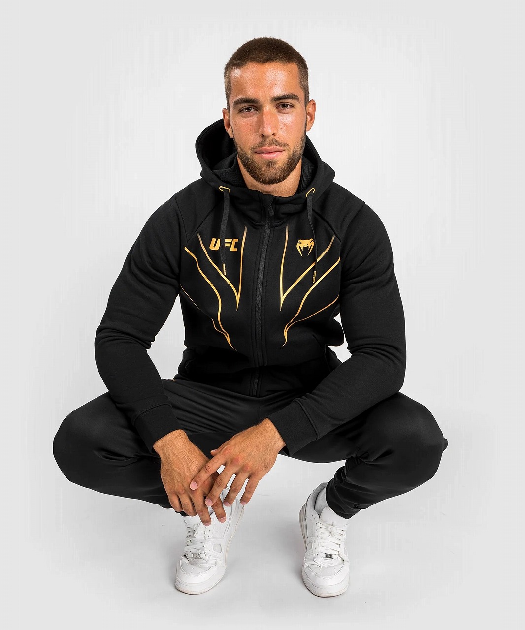 VENUM ジップパーカー UFC FIGHT NIGHT2.0 レプリカ 黒/金