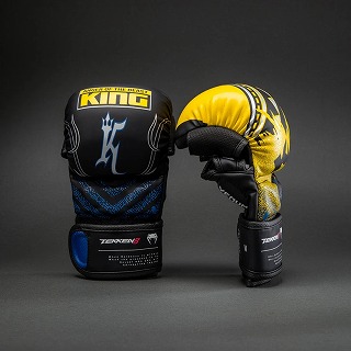 Venum x TEKKEN 8 スパーリングMMAグローブ  King 黒/黄